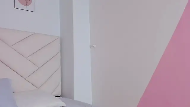 Brianna bigboobs online show from December 22, 2:38 pm