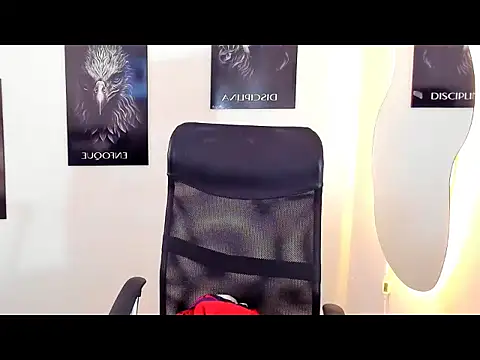 Snapshot of Andrew_wolf7 chatting on January 22, 11:10 pm Andrew wolf7 online show from January 22, 11:10 pm