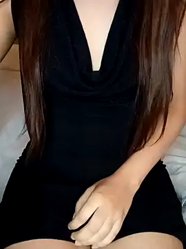 Snapshot of Patrona-fifi chatting on December 6, 7:54 am Patrona-fifi online show from December 6, 7:54 am