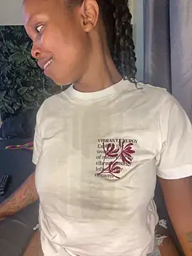 Snapshot of InkLady444 chatting on December 15, 7:10 pm InkLady444 online show from December 15, 7:10 pm