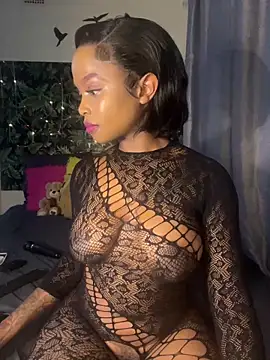 Snapshot of InkLady444 chatting on December 20, 6:02 pm InkLady444 online show from December 20, 6:02 pm