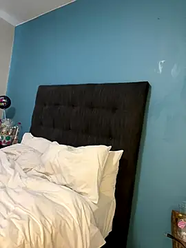 Snapshot of InkLady444 chatting on September 29, 12:21 pm InkLady444 online show from September 29, 12:21 pm