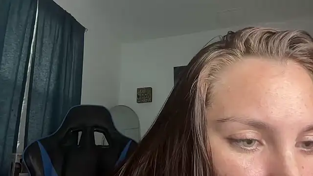 Snapshot of sweetsariaah chatting on January 18, 10:39 pm sweetsariaah online show from January 18, 10:39 pm