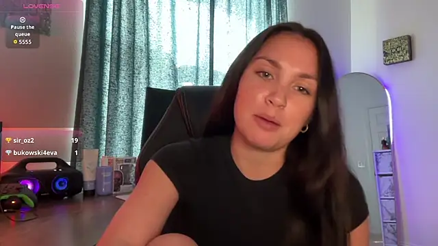 Snapshot of sweetsariaah chatting on October 8, 7:44 pm sweetsariaah online show from October 8, 7:44 pm