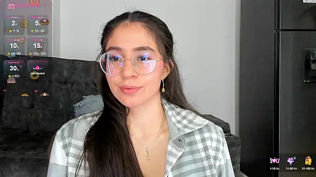 emmadiaz1 online show from December 31, 3:12 am