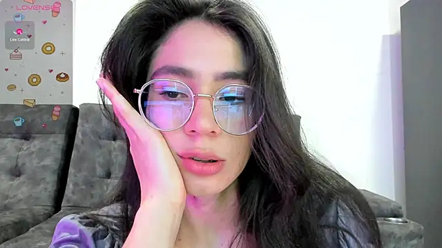 emmadiaz1 online show from January 30, 2:27 am