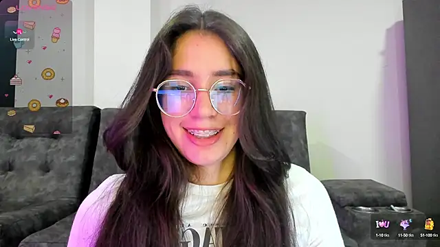 emmadiaz1 online show from February 28, 2:31 am