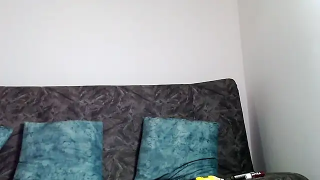 Snapshot of Exotic_tatto27121 chatting on December 9, 12:45 am Exotic tatto27121 online show from December 9, 12:45 am