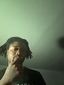 SluttyLyfe4L online show from April 4, 8:01 am