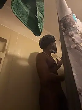 SluttyLyfe4L online show from April 19, 9:39 pm