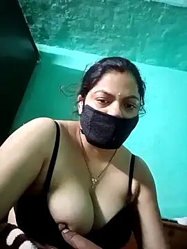 Lustyful Couple online show from December 20, 10:32 pm