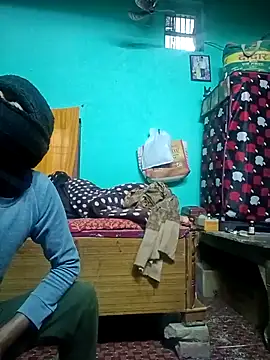 Lustyful Couple online show from January 2, 5:14 am