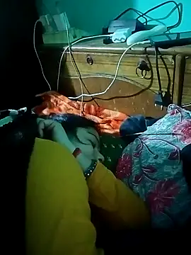 Lustyful Couple online show from January 4, 9:41 pm