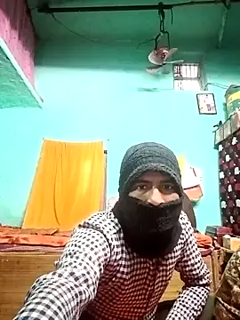 Lustyful Couple online show from January 7, 5:33 am