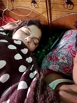 Lustyful Couple online show from January 11, 9:46 pm