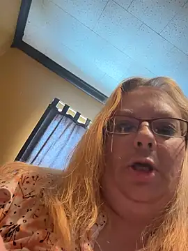 Snapshot of CherishWilliams chatting on May 3, 7:20 pm CherishWilliams online show from May 3, 7:20 pm