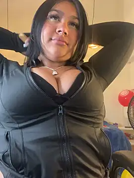 Snapshot of _Dulcinea_1 chatting on June 15, 2:47 am Dulcinea 1 online show from June 15, 2:47 am