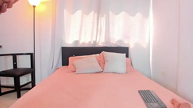 DailaSmith online show from January 11, 4:03 pm