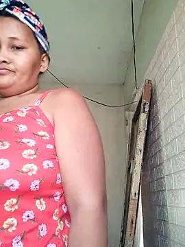 Sweetchuby1995 online show from April 24, 6:49 am