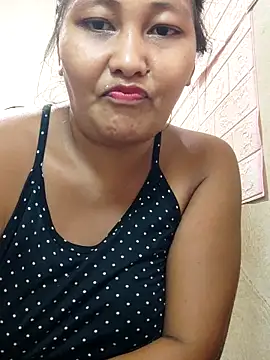 Sweetchuby1995 online show from April 28, 12:21 pm