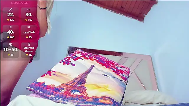 Snapshot of natasha_ts_04 chatting on December 5, 11:19 am natasha ts 04 online show from December 5, 11:19 am