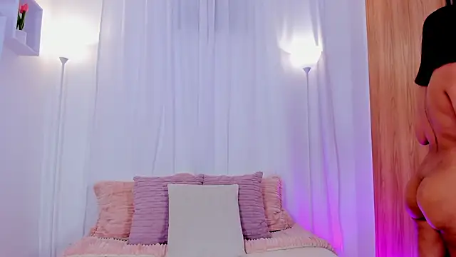 AishaPeyton online show from June 14, 6:37 am