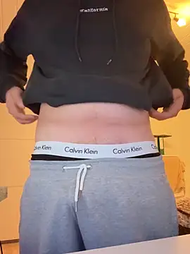 Snapshot of JuNIs_ chatting on September 23, 9:18 pm JuNIs online show from September 23, 9:18 pm