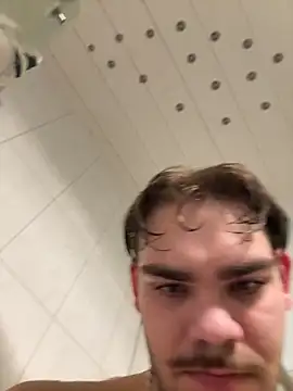 Snapshot of JuNIs_ chatting on November 9, 8:18 pm JuNIs online show from November 9, 8:18 pm