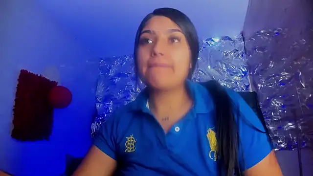 SarahStones online show from March 30, 11:50 pm