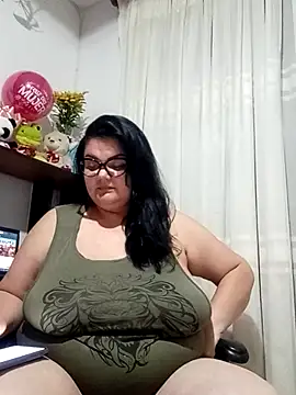 Madisonpalacio online show from March 13, 2:38 am