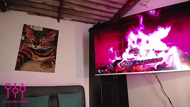 Snapshot of xxx__exotic chatting on March 2, 6:27 am xxx  exotic online show from March 2, 6:27 am