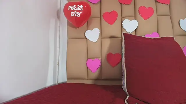 Snapshot of mss_samy chatting on February 14, 3:22 am mss samy online show from February 14, 3:22 am