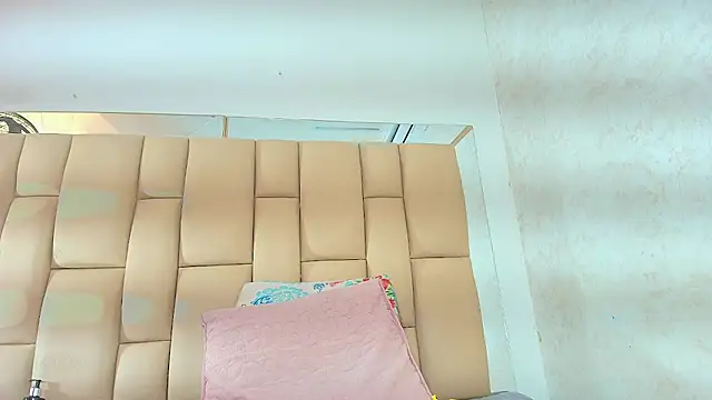 Snapshot of mss_samy chatting on March 22, 3:09 am mss samy online show from March 22, 3:09 am