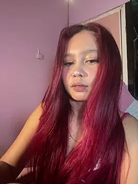 Snapshot of ursweet_babygirl chatting on June 7, 4:44 pm ursweet babygirl online show from June 7, 4:44 pm