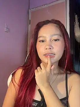 Snapshot of ursweet_babygirl chatting on June 12, 5:12 pm ursweet babygirl online show from June 12, 5:12 pm