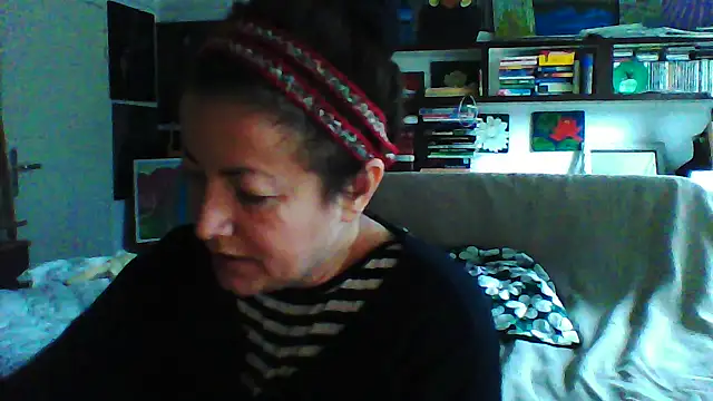 Snapshot of MariaAnaSunshine chatting on October 4, 8:45 am MariaAnaSunshine online show from October 4, 8:45 am