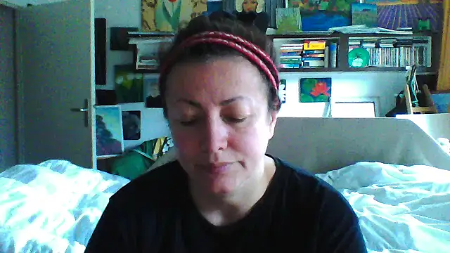 Snapshot of MariaAnaSunshine chatting on October 6, 9:40 am MariaAnaSunshine online show from October 6, 9:40 am