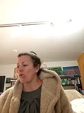 Snapshot of MariaAnaSunshine chatting on October 6, 9:45 pm MariaAnaSunshine online show from October 6, 9:45 pm