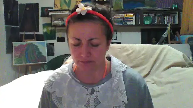Snapshot of MariaAnaSunshine chatting on October 15, 7:58 pm MariaAnaSunshine online show from October 15, 7:58 pm