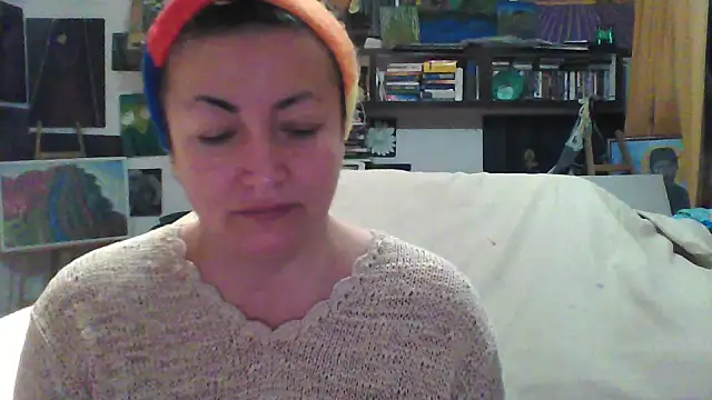 Snapshot of MariaAnaSunshine chatting on October 23, 4:12 am MariaAnaSunshine online show from October 23, 4:12 am
