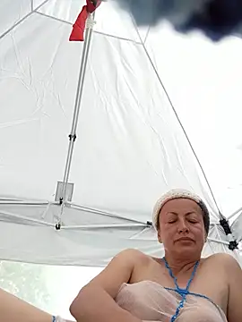 Snapshot of MariaAnaSunshine chatting on May 24, 2:22 pm MariaAnaSunshine online show from May 24, 2:22 pm