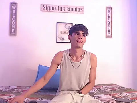 harrytomson 1 online show from January 19, 10:06 am