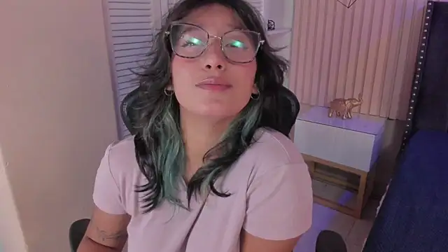 Yazmin rouse online show from March 6, 4:38 pm