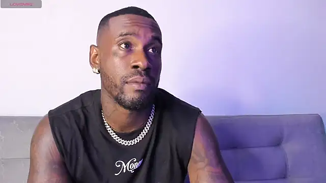 Snapshot of Dvid_Rullers chatting on March 21, 1:45 am Dvid Rullers online show from March 21, 1:45 am