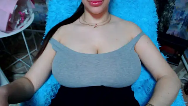 lovelyseu online show from December 15, 7:23 am