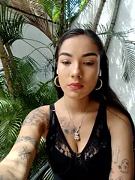 scarlet castro online show from November 25, 4:07 pm