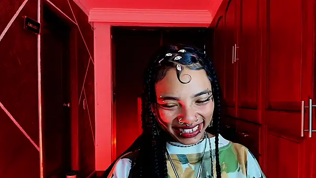 SexyNaf online show from March 7, 10:10 pm