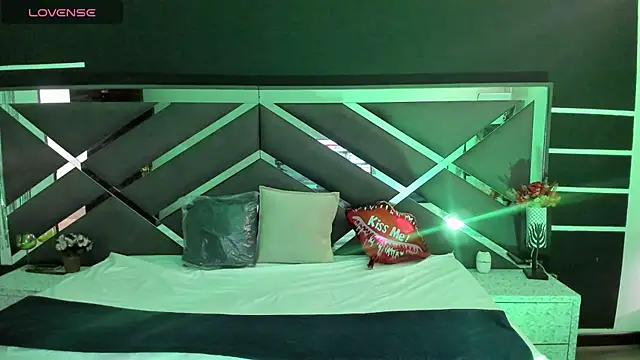 SexyNaf online show from October 8, 7:22 pm