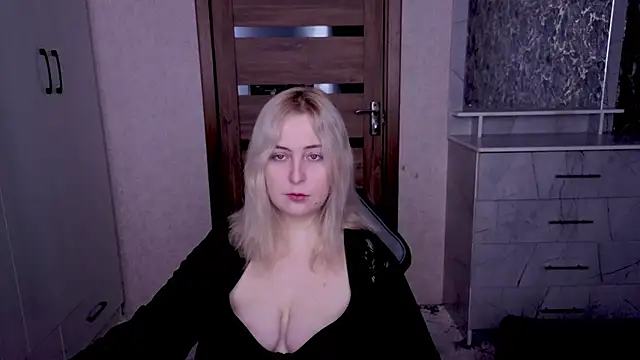 Kristy-Max online show from March 23, 7:56 am