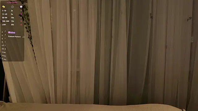 Snapshot of SunnyRisha chatting on November 3, 5:09 am SunnyRisha online show from November 3, 5:09 am